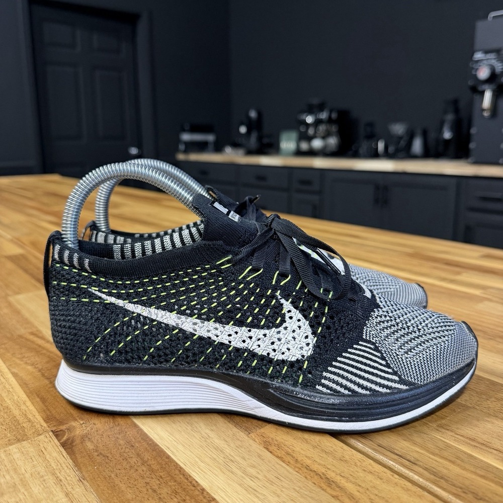 Nike Flyknit Racer Black White Volt Sneakers Shoes 526628-011 Men's Size 6